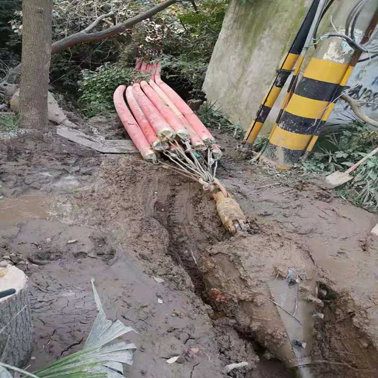 红山街道拖拉管